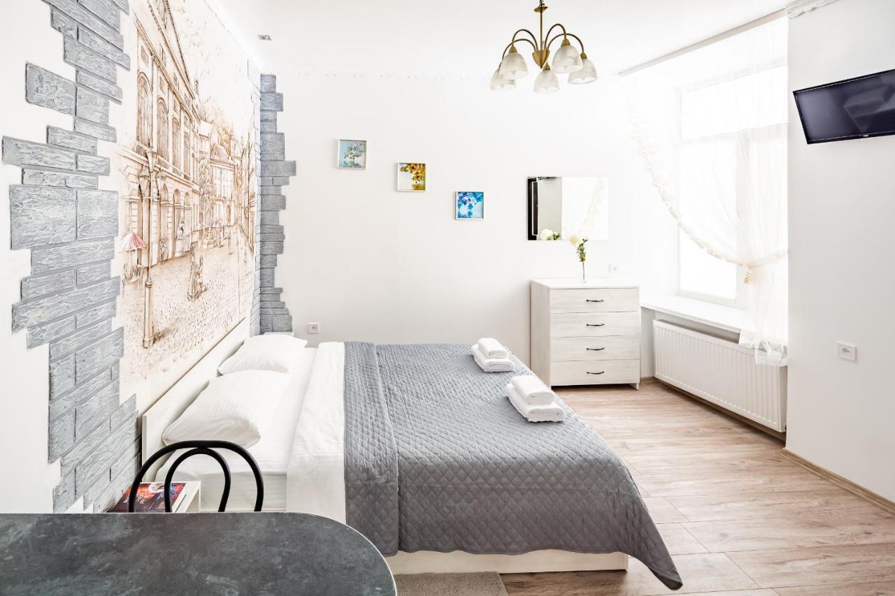 Beautiful Apartments In The Center Lviv Luaran gambar